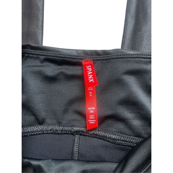 Spanx faux leather look leggings sz Medium - Picture 3 of 3